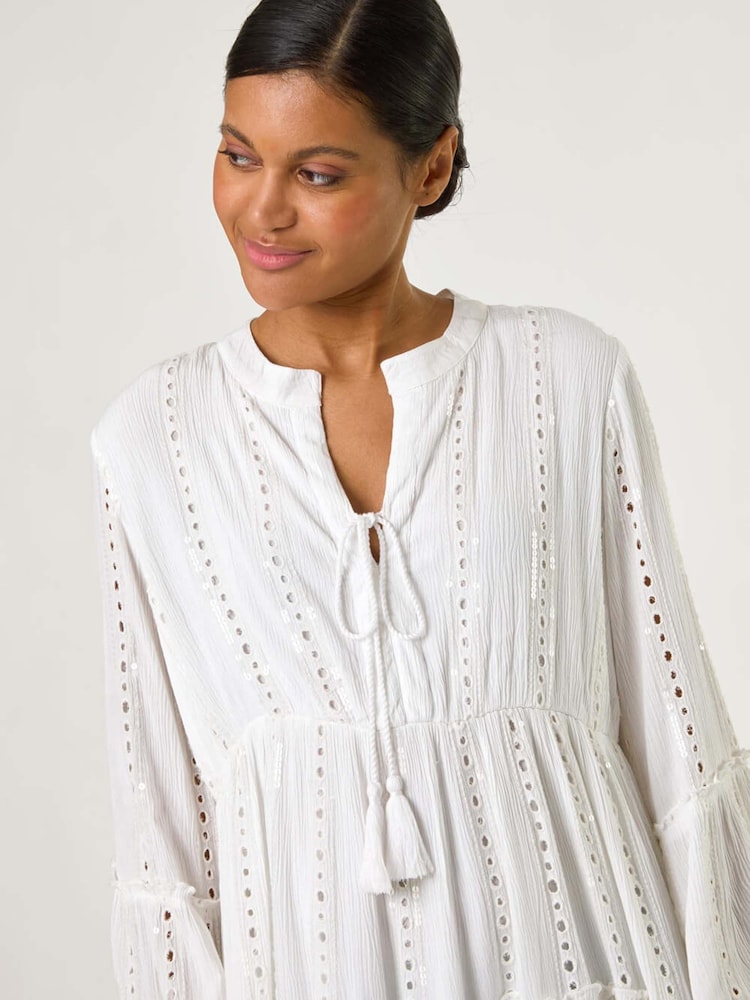 Blanco - Roman Shimmer Tie Detail Smock Dress - Imagen 5 de 5 Blanco - Roman Shimmer Tie Detail Smock Dress - Imagen 5 de 5