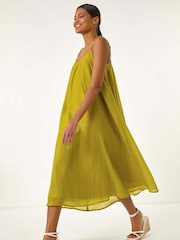 Vestido midi com pregas texturizadas romanas e balanço - Imagem 2 de 5