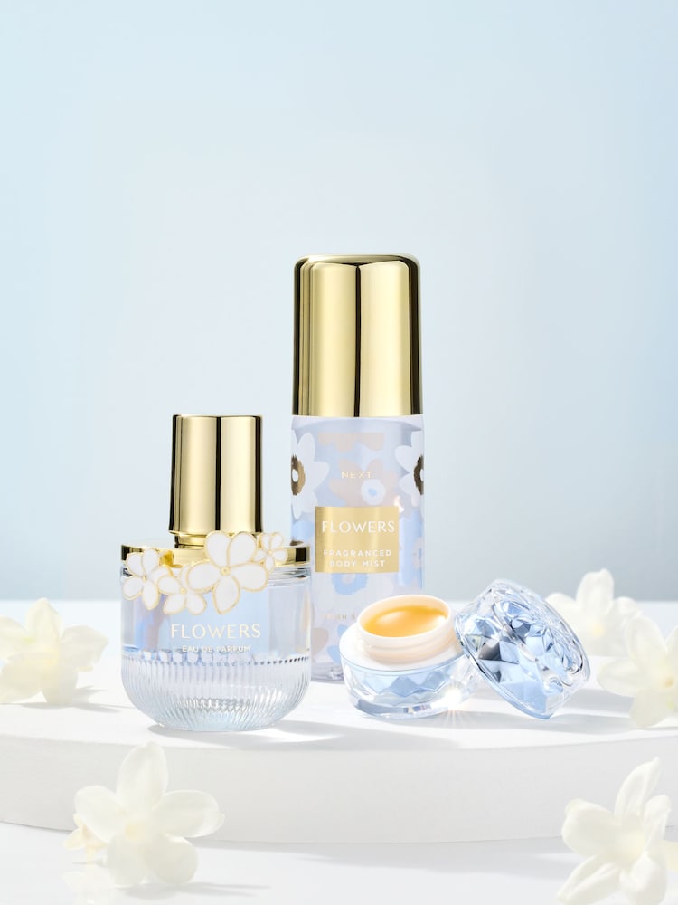 Flowers Perfume and Bath and Body Gift Bag - Image 2 of 4