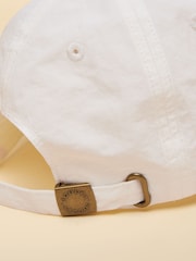 Bílá - Nylonová baseballová kšiltovka Joules Daley - Obrázek 8 z 8