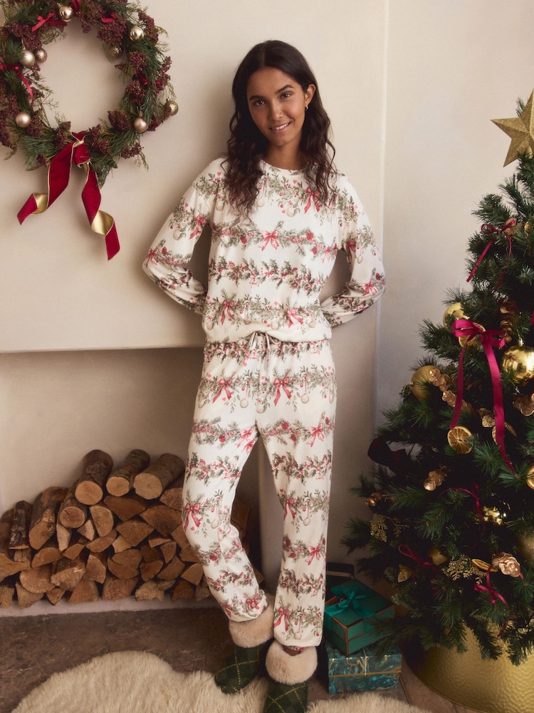 Oatmeal Wreath Cosy Long Sleeve Pyjamas - Image 2 of 9