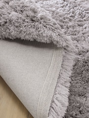 Light Grey Sumptuously Soft Rug - Image 3 of 5