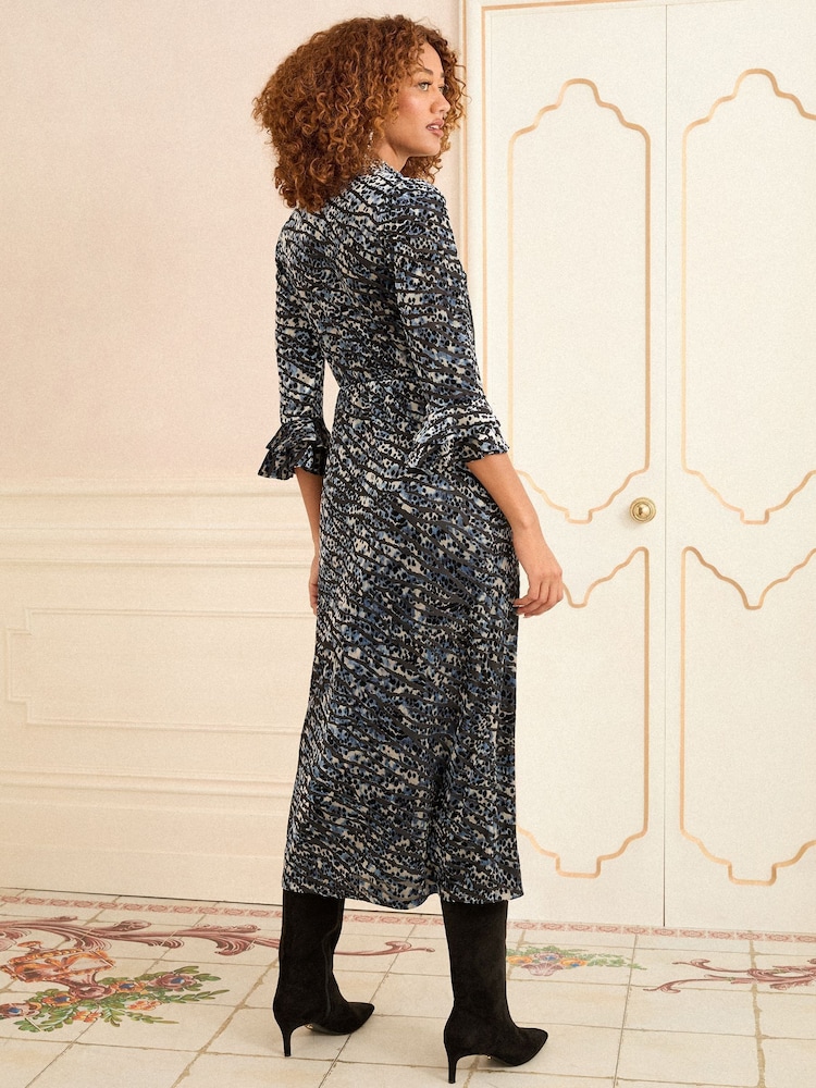 Love & Roses Blue Animal Petite Burnout Ruffle V-Neck Midi Dress - Image 4 of 4
