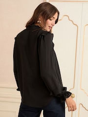 Preto - Love & Roses V-Neck Pintuck Detail Long Sleeve Blouse - Imagem 3 de 4