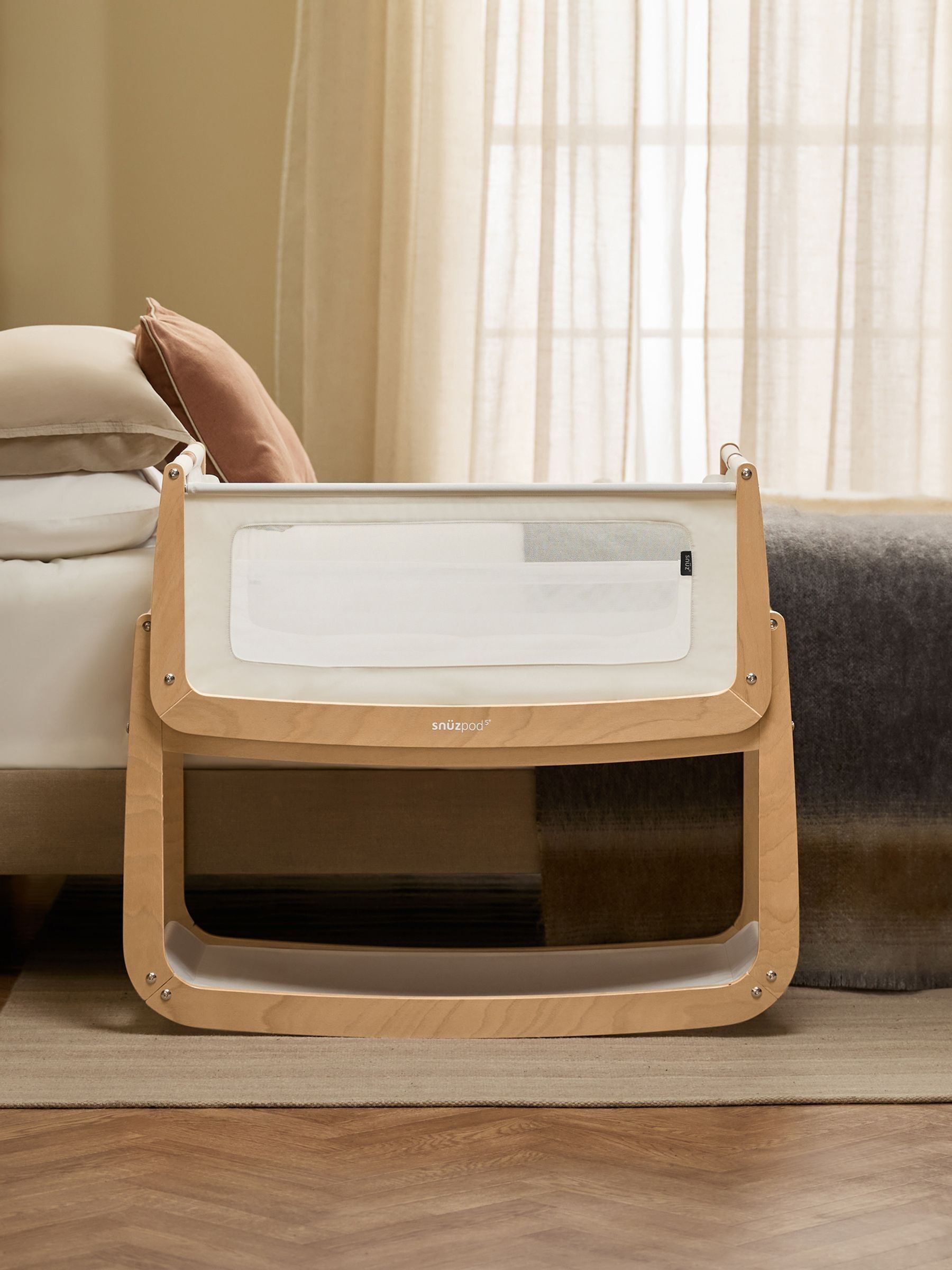SnuzPod 5 Bedside Crib - Natural - Next Generation Bedside Crib for First Six Months - Breathable Mesh and Lift-off Bassinet - Image 3