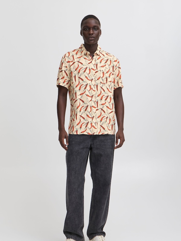 Blend Cream Sand Chilli Print Short Sleeve Shirt - Image 4 of 5