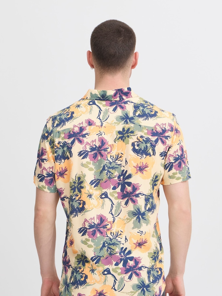 Blend Cream Sand Floral Print Short Sleeve Shirt - Image 2 of 5