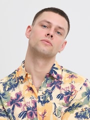 Blend Cream Sand Floral Print Short Sleeve Shirt - Image 4 of 5