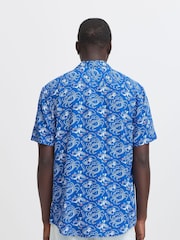 Blend Nautical Blue Crab Print Resort Short Sleeve Shirt - Image 2 of 5