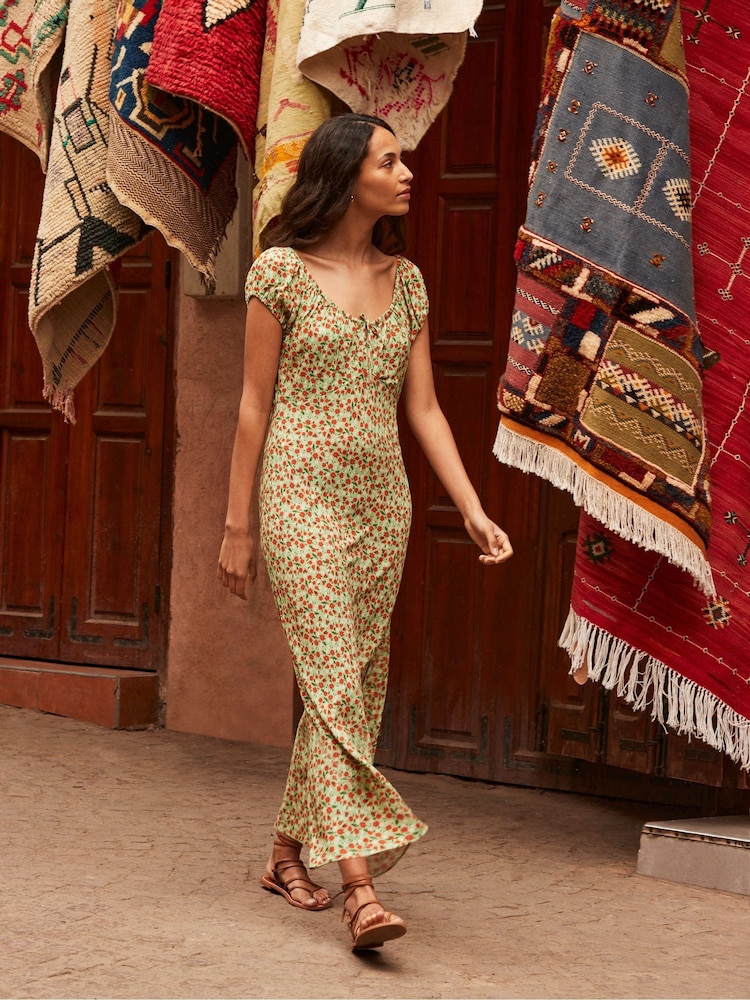 Ro&Zo Green Gathered Neckline Midi Dress - Image 1 of 6