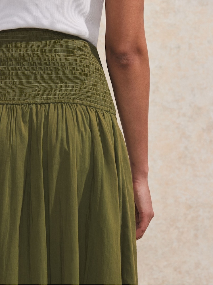 Ro&Zo Green 100% Cotton Petite Ruched Waist Maxi Skirt - Image 4 of 4 Ro&Zo Green 100% Cotton Petite Ruched Waist Maxi Skirt - Image 4 of 4
