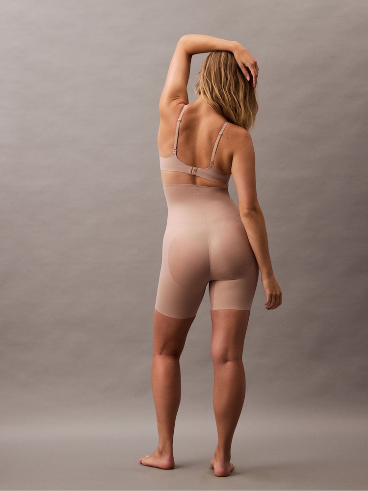 Calvin Klein Natural Stay Put Stretch Mid Thigh Shorts - Image 2 of 8