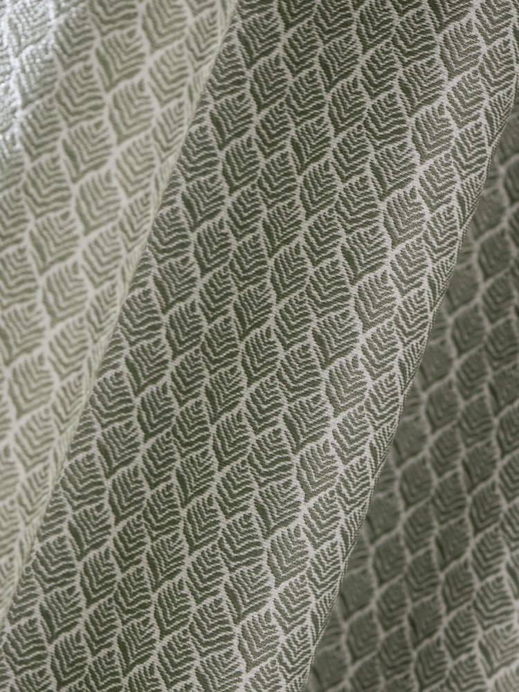 ستائر بفتحات مبطنة بحلقات جاكار بنقش أوراق شجر صغيرة - صورة 5 من 5 ستائر بفتحات مبطنة بحلقات جاكار بنقش أوراق شجر صغيرة - صورة 5 من 5