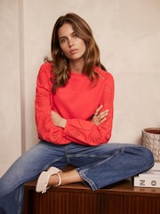 Mint Velvet Broderie Anglaise Detail Sweatshirt - Bild 1 von 8