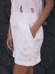 Mint Velvet Floral Lace 100% Cotton Shorts - Imagen 5 de 8