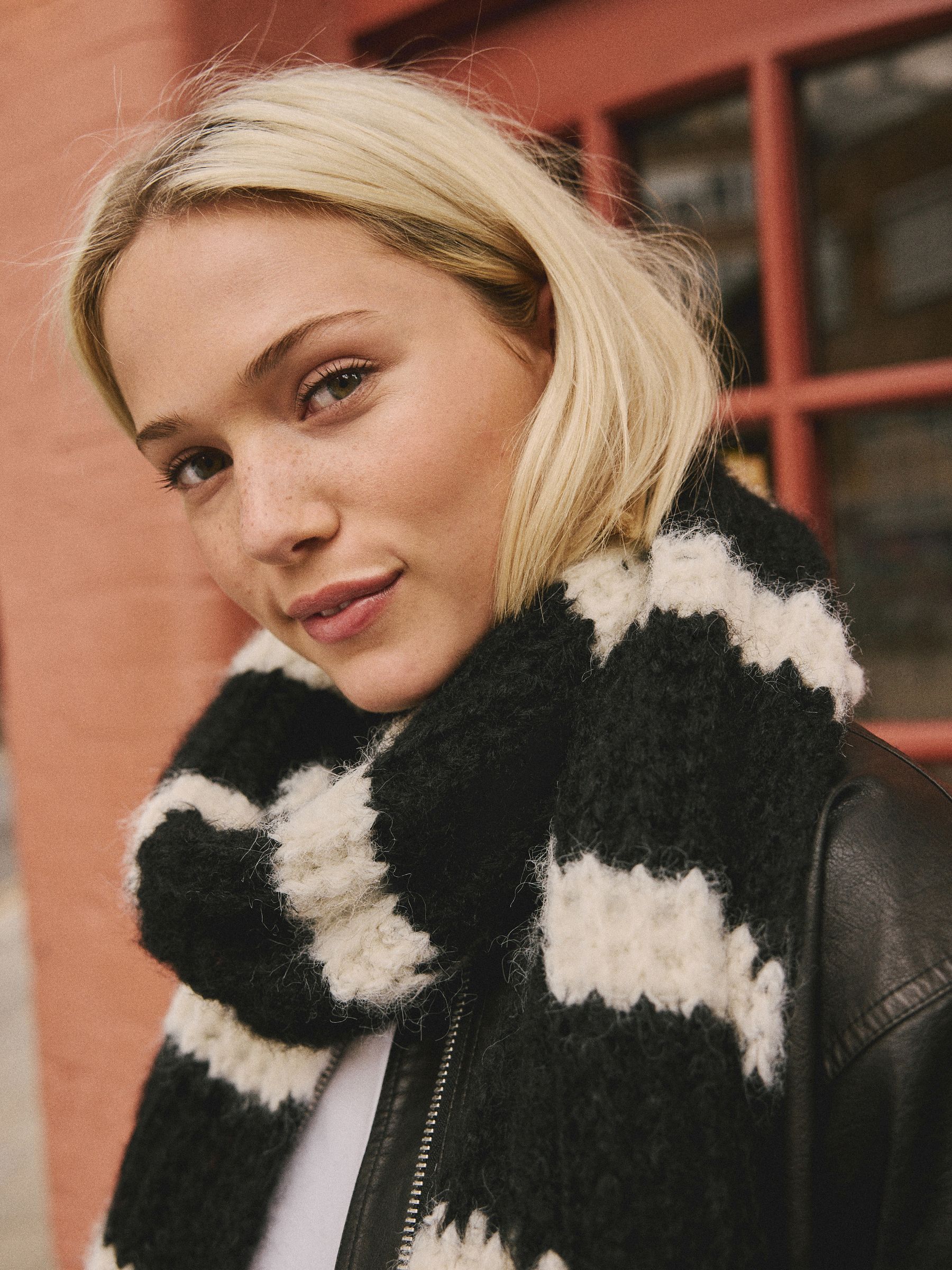 Buy Black/White Knitted Wool Blend Striped Scarf from Next Canada