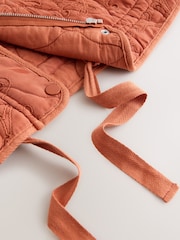 Rostbraun - Bestickte Steppjacke mit Trichterkragen - Bild 7 von 7