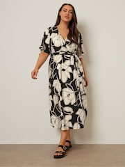 Yours Curve Charcoal Black Abstract Wrap Dress - Image 2 of 5