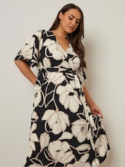 Yours Curve Charcoal Black Abstract Wrap Dress - Image 4 of 5
