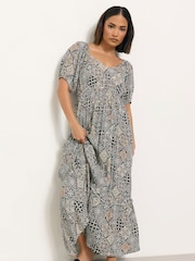 PixieGirl Petite Mono Tile Print Dress - Bild 1 von 5