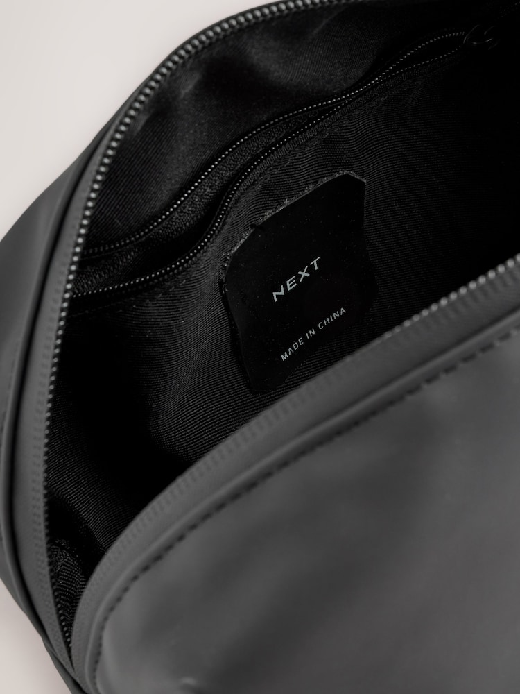 Black Rubberised Washbag - Image 5 of 5