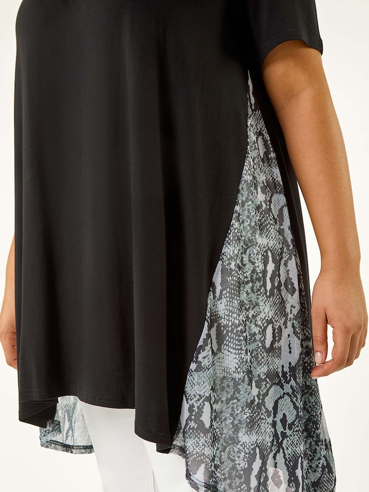 Roman Curve Print Mesh Trim T-Shirt - Bild 5 von 5