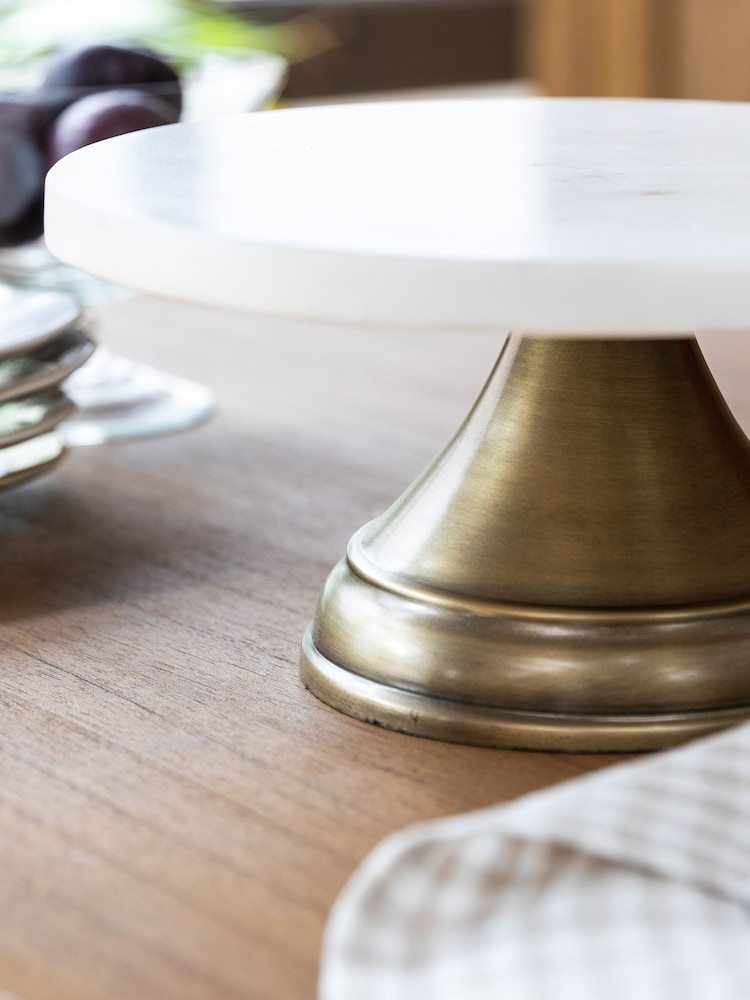 Garden Trading White and Antique Brass Brompton Marble Cake Stand - Image 2 of 4 Garden Trading White and Antique Brass Brompton Marble Cake Stand - Image 2 of 4