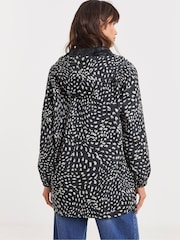JD Williams Black Lightweight Raincoat - Image 2 of 4