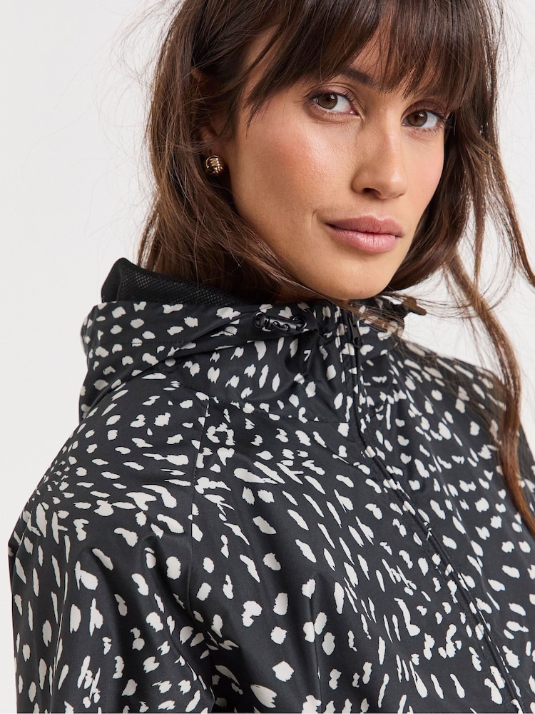 JD Williams Black Lightweight Raincoat - Image 4 of 4