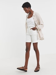 JD Williams White Floral Embroidered Denim Shorts - Image 4 of 4