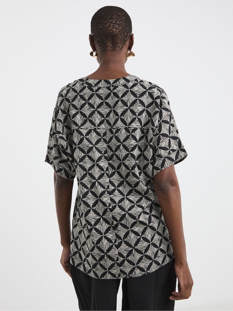 JD Williams Black Crochet Trim Pop Over Top - Image 2 of 4