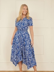 Yumi Blue Leaf Print Dip Hem Midi Shirt Dress - Image 2 of 5