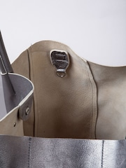 Lakeland Leather Silver Tarnly Tote Bag - Image 5 of 7