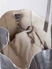 Lakeland Leather Silver Tarnly Tote Bag - Image 6 of 7