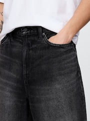 Gap Black 10.5" Baggy Denim Shorts - Image 5 of 5
