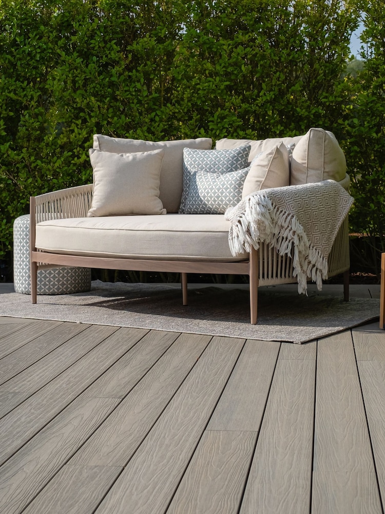 Maze Natural Linen Havana Garden Daybed - Image 1 of 9