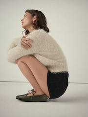 أخضر زمردي - Forever Comfort® Velvet Tie Mary Jane Shoes - صورة 4 من 11