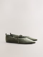 أخضر زمردي - Forever Comfort® Velvet Tie Mary Jane Shoes - صورة 8 من 11