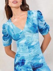 Lipsy Blue Floral Printed Ruched Short Sleeve Fit And Flare Dress - Image 5 of 5