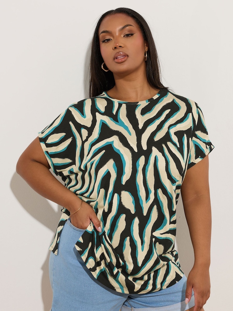 Yours Curve Black Animal Abstract Top - Image 2 of 6