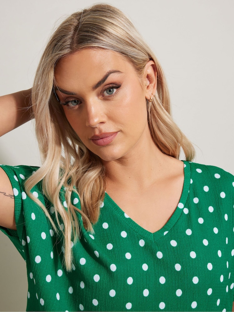 Yours Curve Green Dot Pleated Front Top - Image 2 of 5
