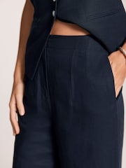Mint Velvet – Hose mit weitem Bein aus einem Materialmix - Bild 3 von 7