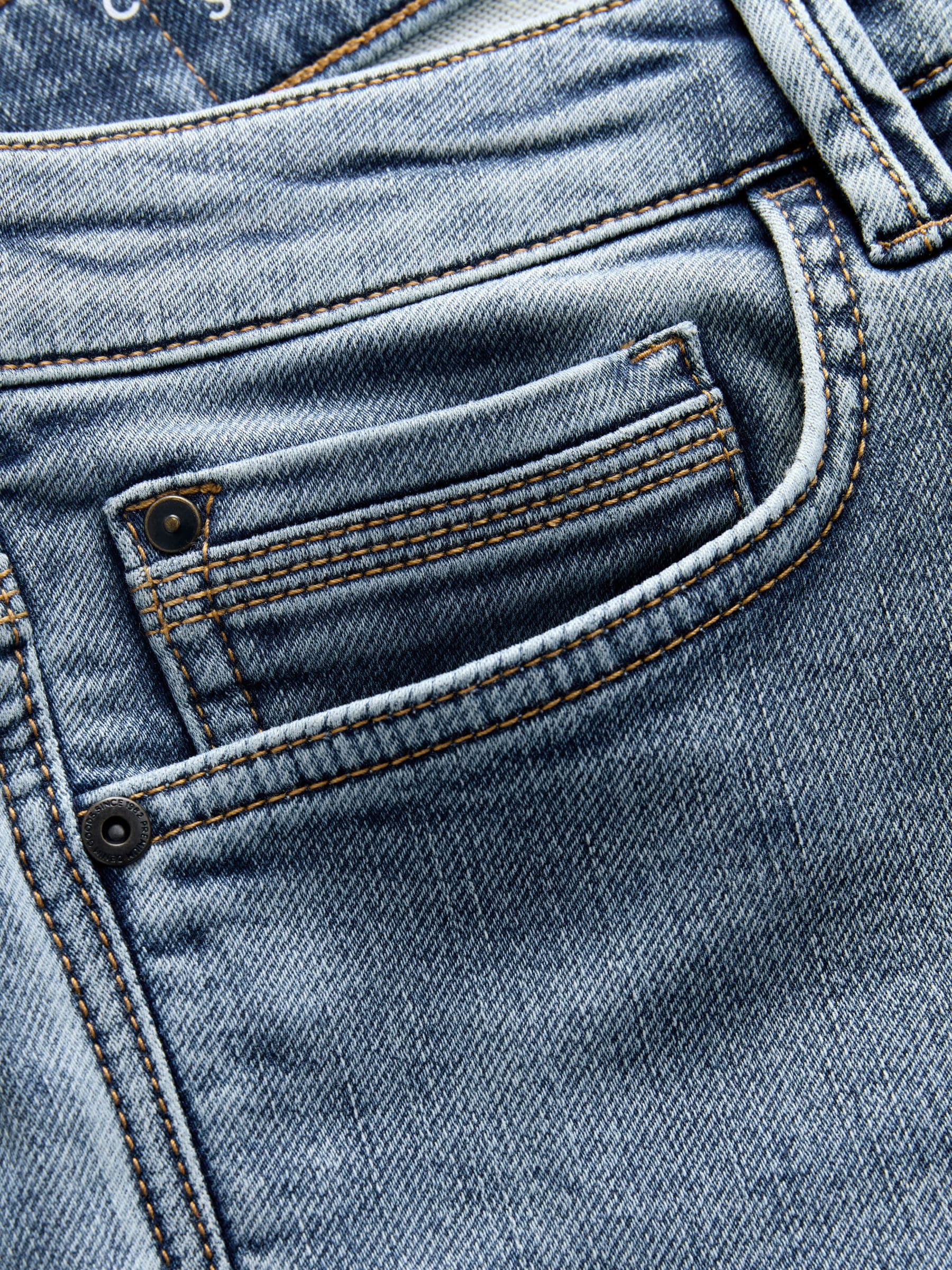 Buy Blue Light Vintage Straight Fit Comfort Stretch Jeans from