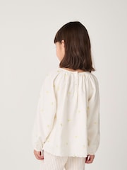 The White Company Lemon Top and Seersucker Stripe White Shorts Set - Image 5 of 7