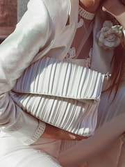 Weiß - Moda in Pelle Stella Pleated Fold Over Clutch - Bild 1 von 1