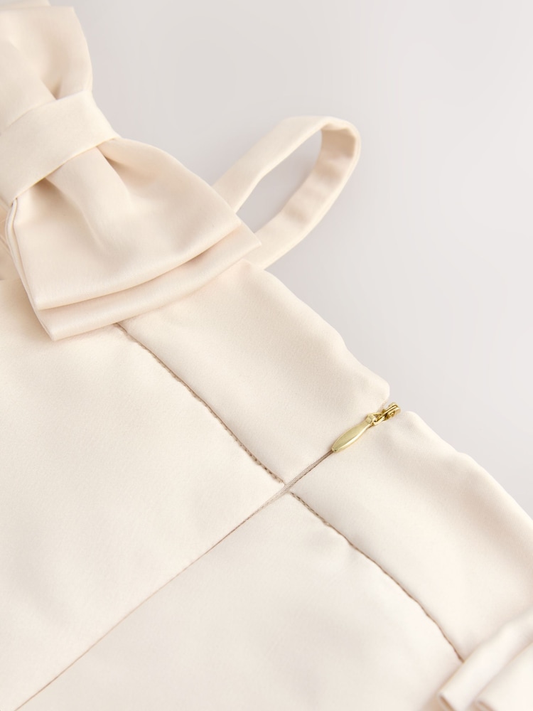 Girls Baker by Ted Baker Champagne Gold Satin Bow Bardot Occasion Dress 7 Years Girls Baker by Ted Baker Champagne Gold Satin Bow Bardot Occasion Dress 7 Years