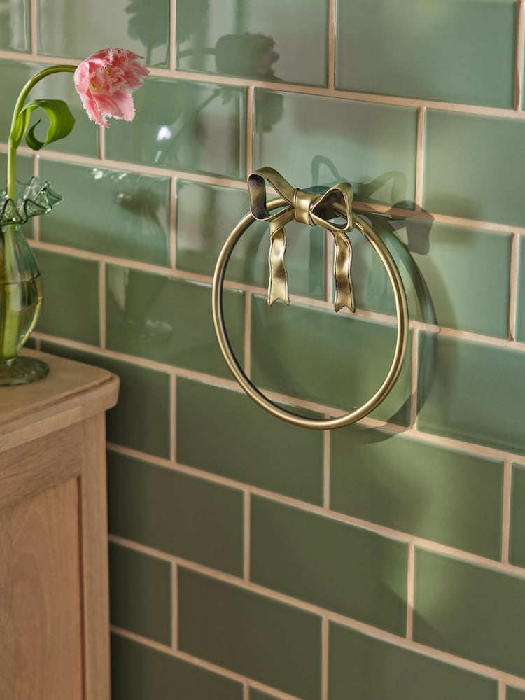 Gold Bow Towel Ring - Image 2 of 4