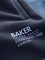 أزرق/أزرق داكن - أزرق ـ طقم من شورت وتيشرت تلبيس واسع من Baker By Ted Baker - صورة 10 من 11