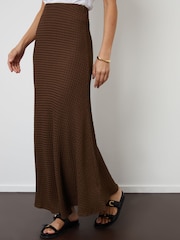 Threadbare Brown Textured Jersey Pull-On Maxi Skirt - Image 1 of 4