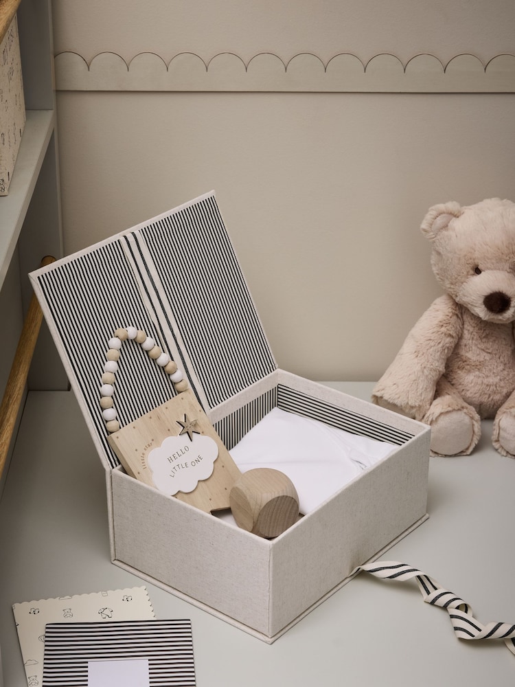 Black/White Baby Icons Keepsake Box - Image 2 of 4 Black/White Baby Icons Keepsake Box - Image 2 of 4